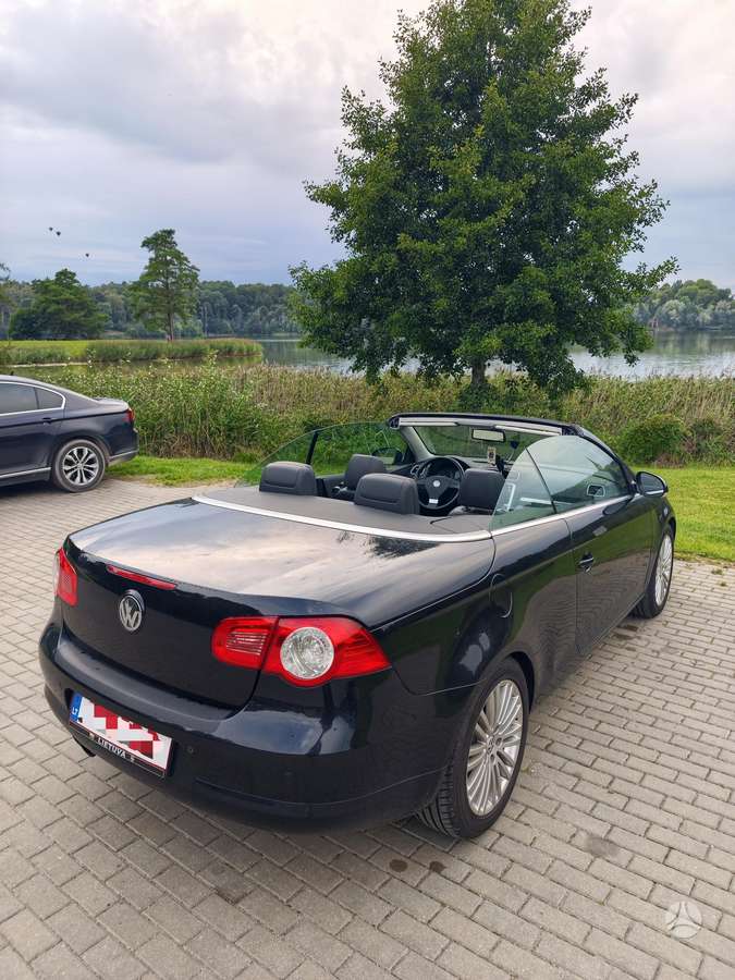 Volkswagen Eos, 2.0 l., convertible
