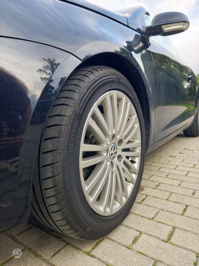 Volkswagen Eos, 2.0 l., convertible