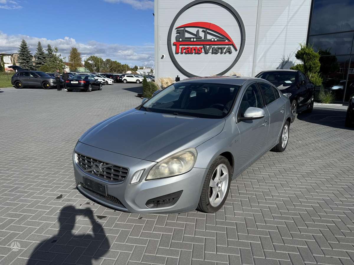 Volvo V60 - 1