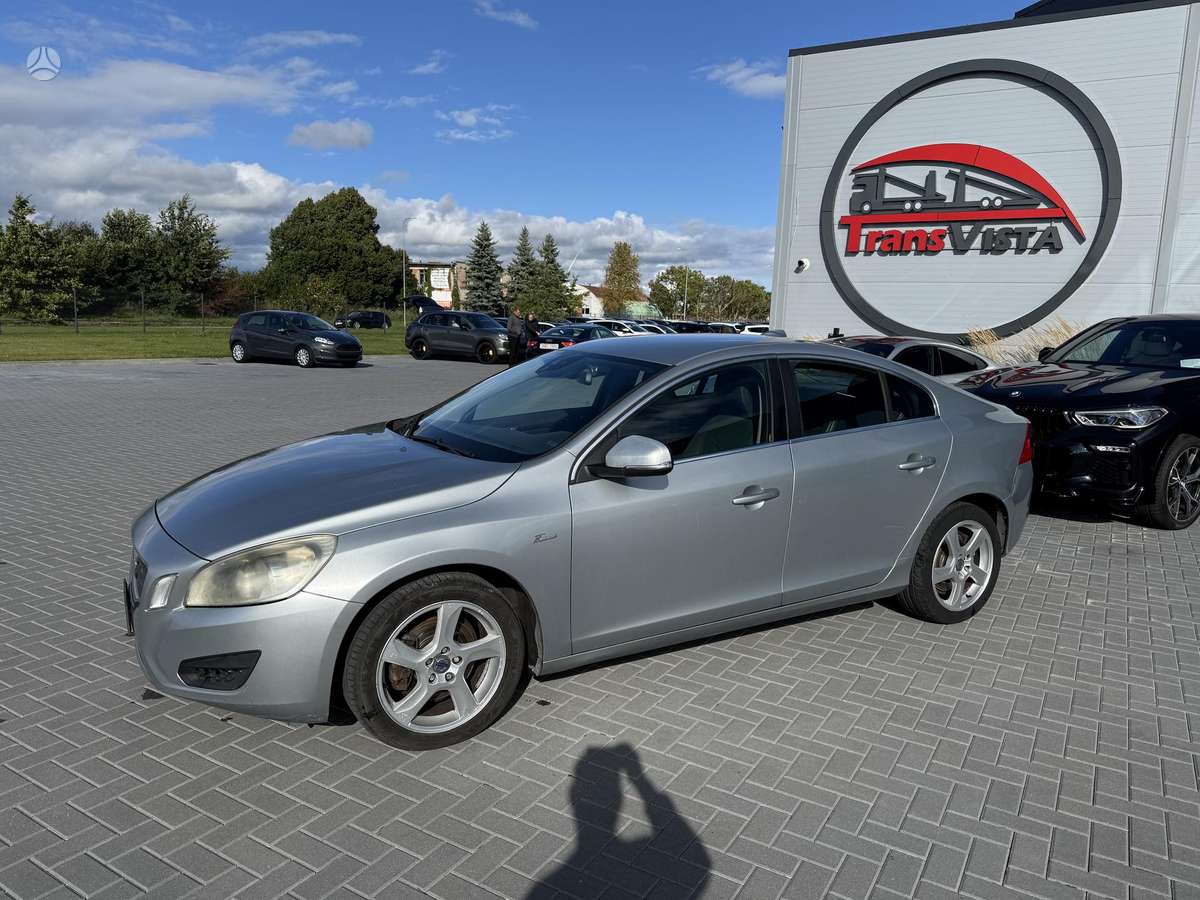 Volvo V60 - 2