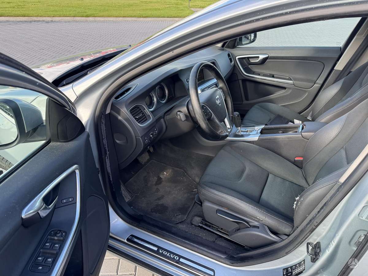 Volvo V60 - 12