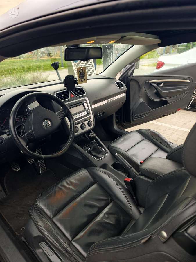 Volkswagen Eos, 2.0 l., convertible