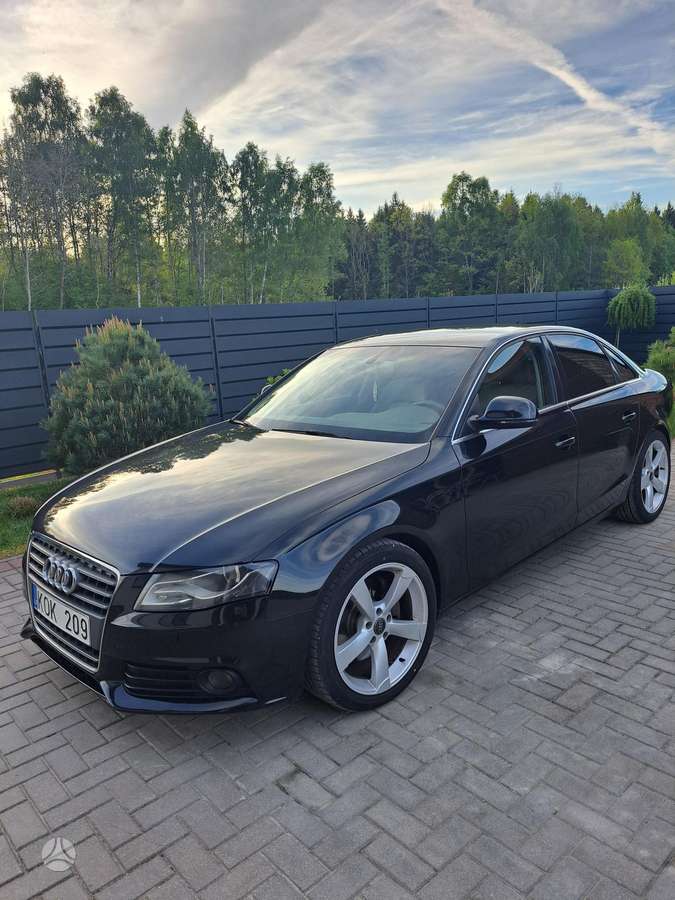 Audi A4, 2.7 l., sedanas
