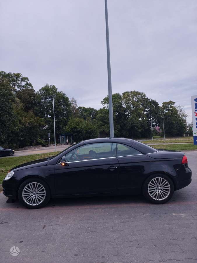 Volkswagen Eos, 2.0 l., convertible