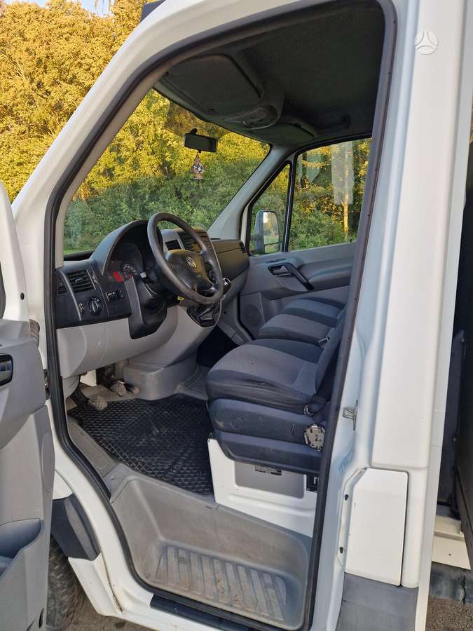 Volkswagen Crafter - 9