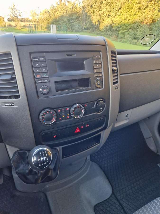 Volkswagen Crafter - 10