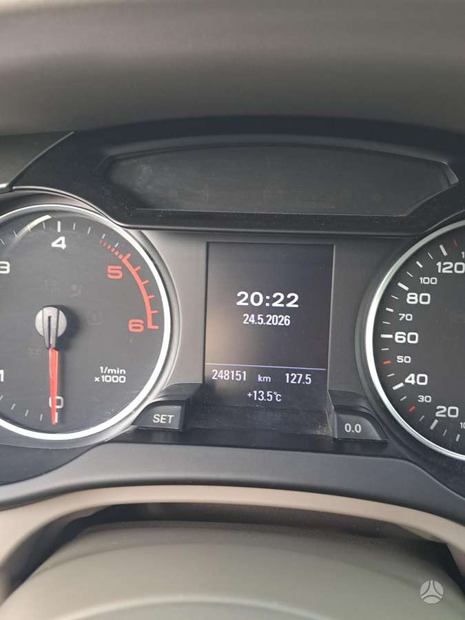 Audi A4, 2.7 l., sedanas