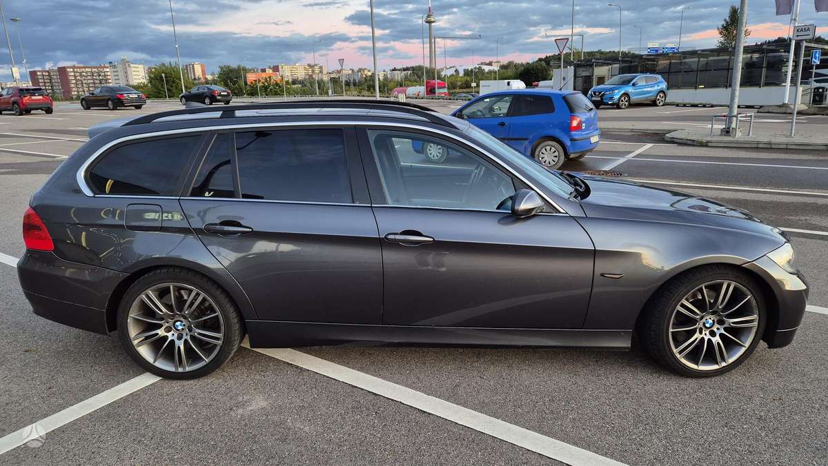 BMW 325, 3.0 l., Универсал