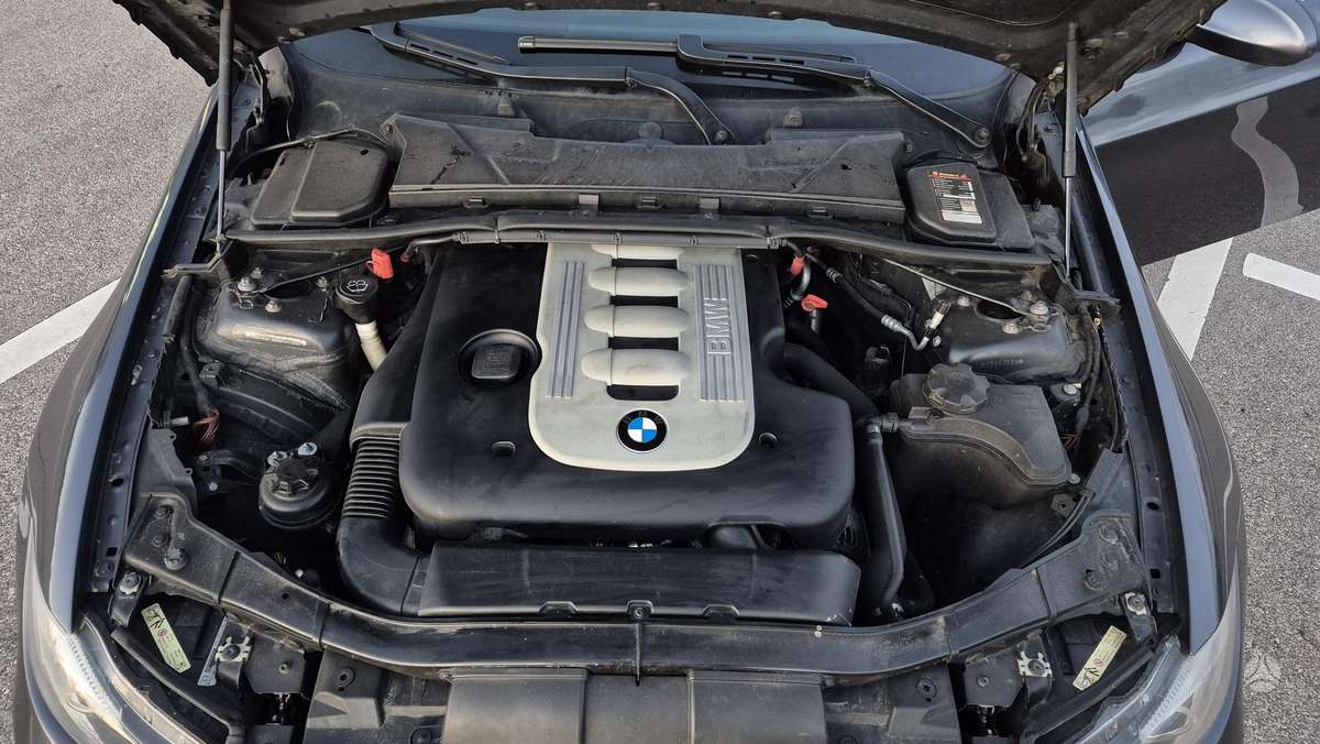 BMW 325, 3.0 l., wagon