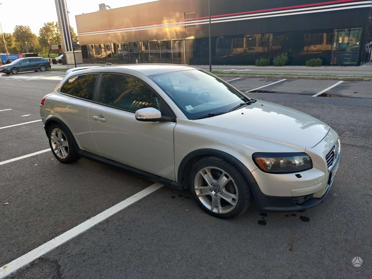Volvo C30, 2.4 l., coupe