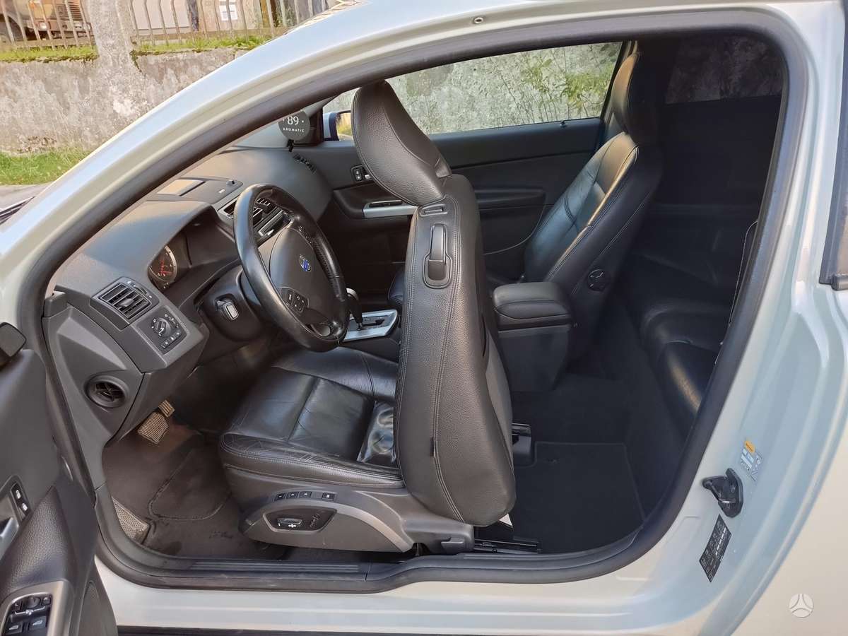 Volvo C30, 2.4 l., coupe