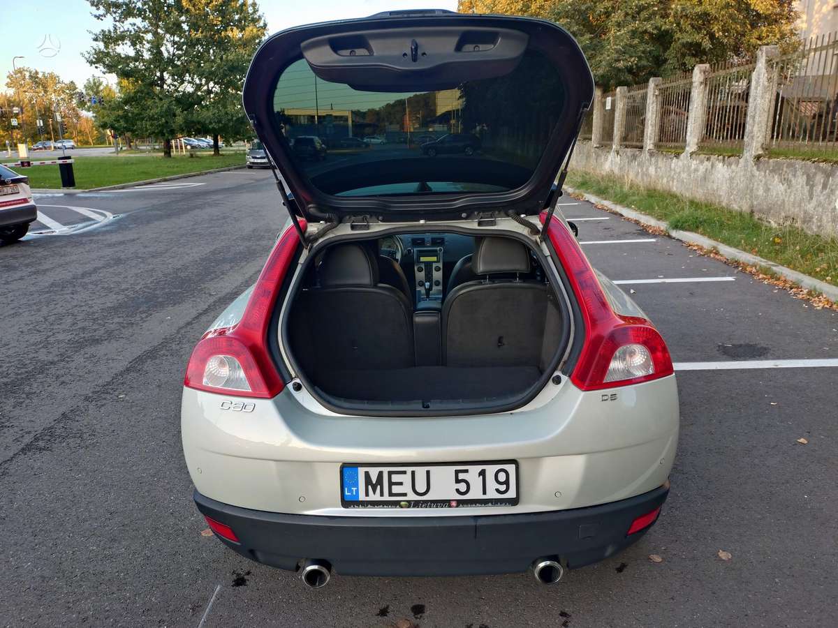 Volvo C30, 2.4 l., Купе (coupe)