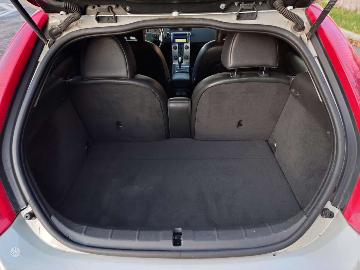 Volvo C30, 2.4 l., Купе (coupe)