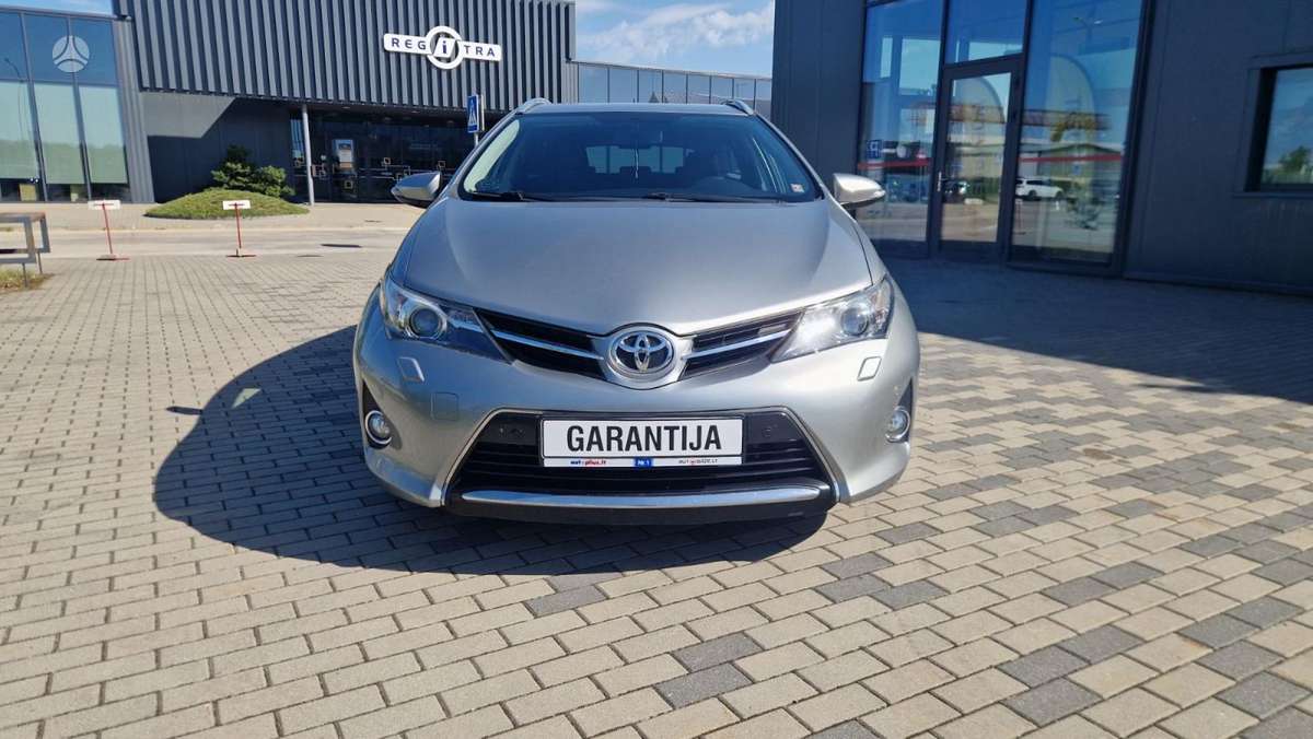Toyota Auris - 3
