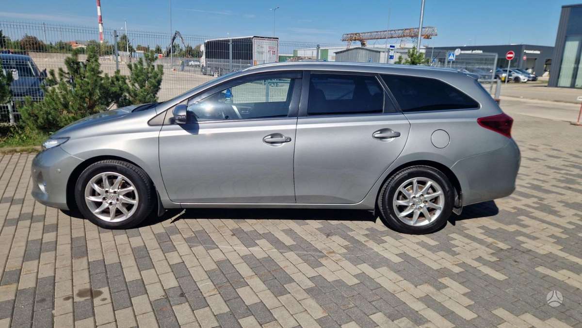 Toyota Auris - 8