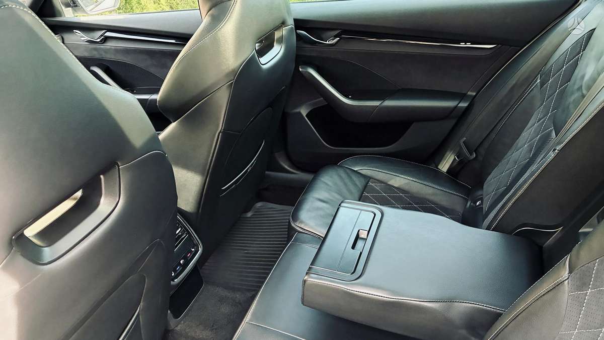 Škoda Octavia - 12