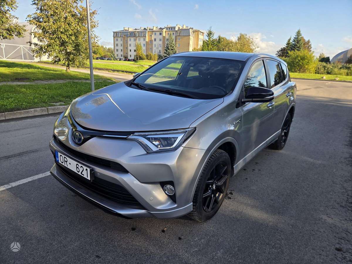Toyota RAV4 - 1