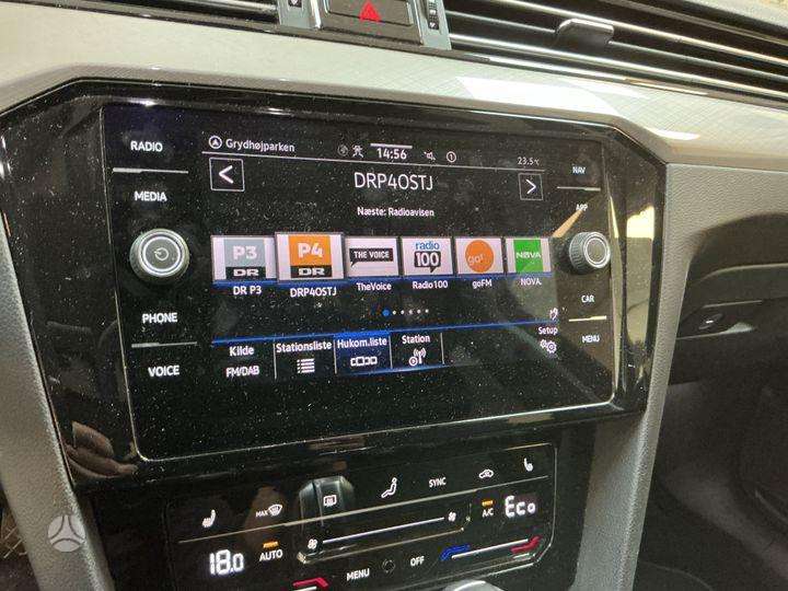 Volkswagen Passat - 12