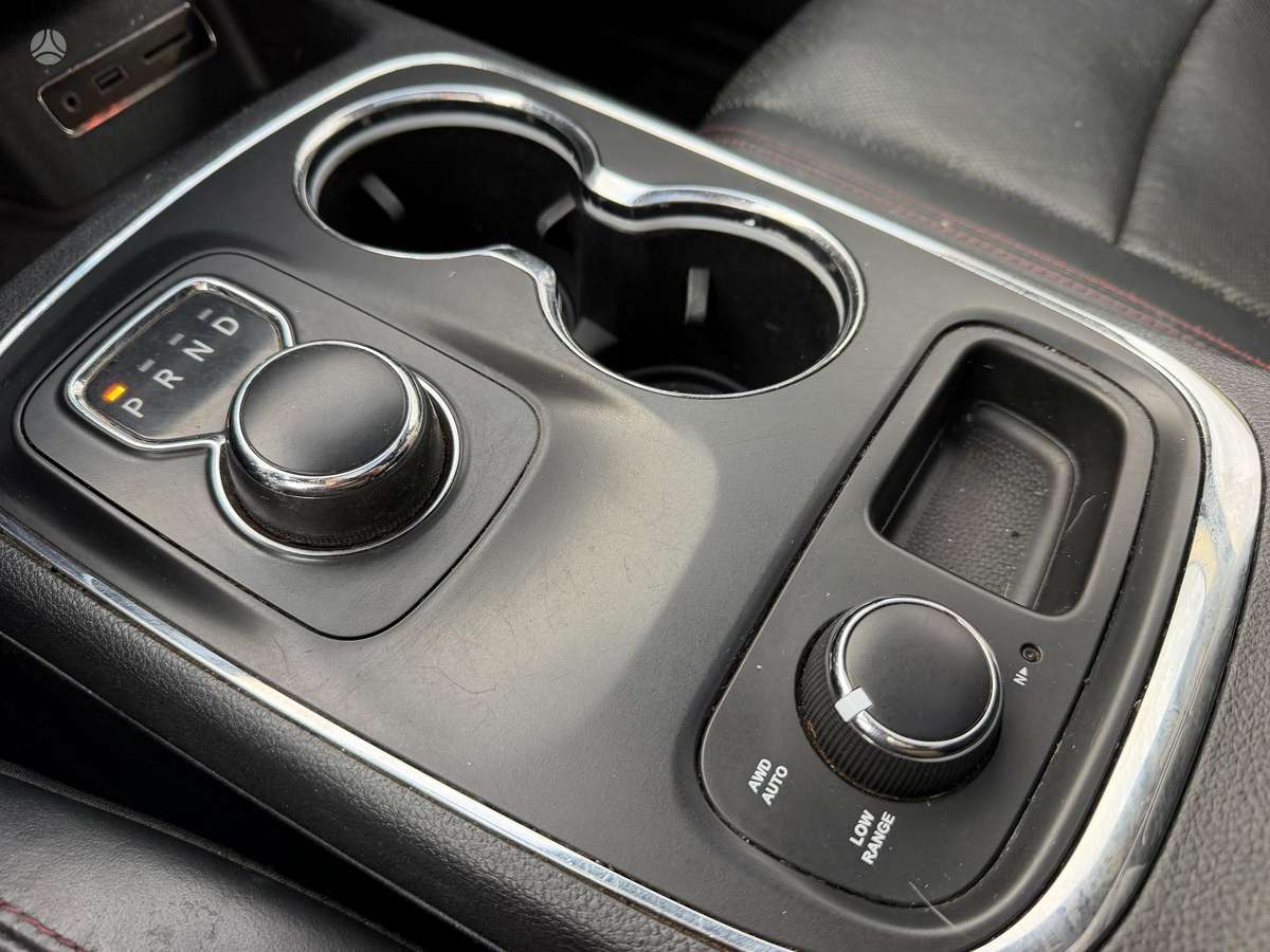 Dodge Durango, 5.7 l., off-road / crossover