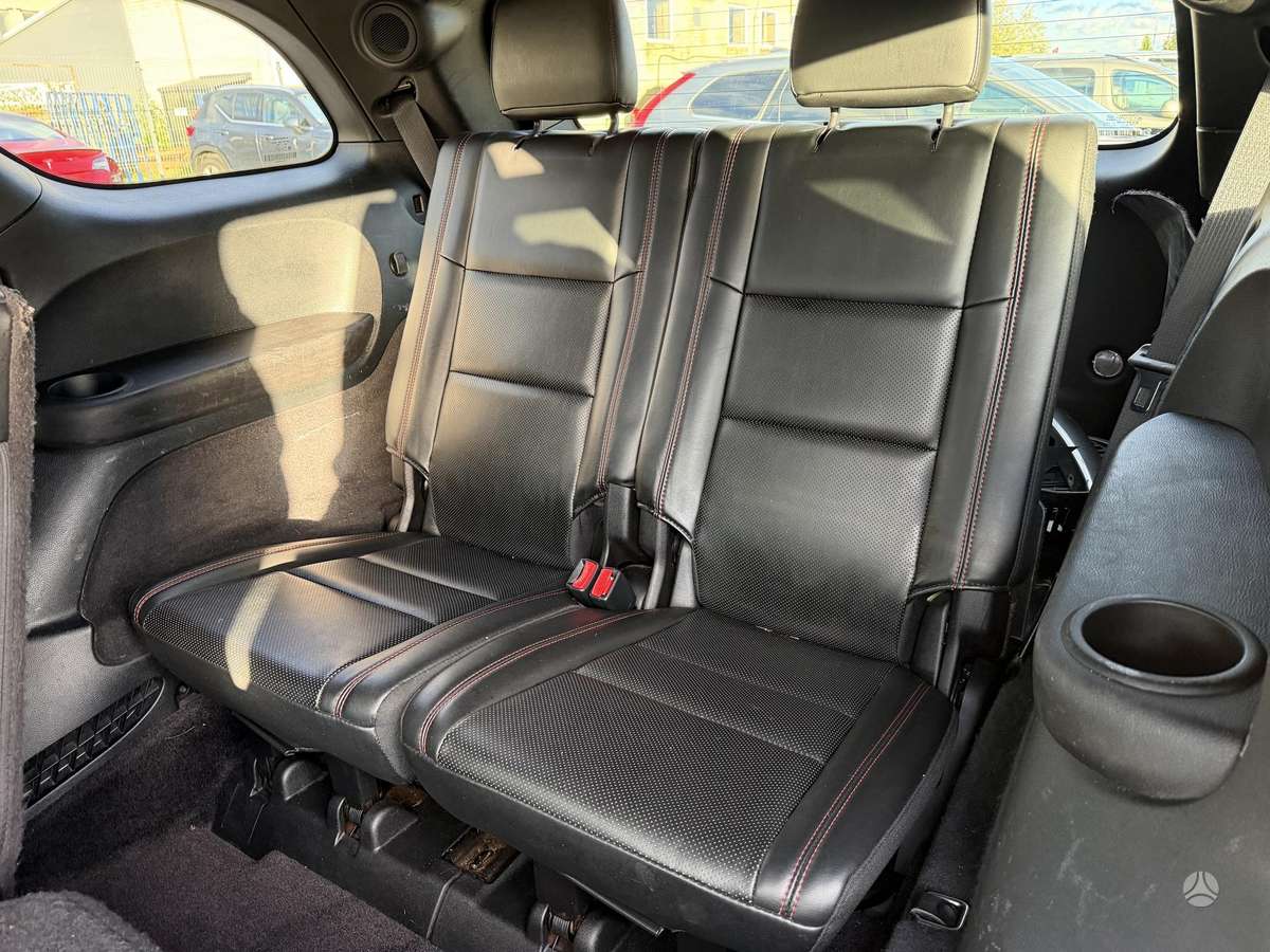 Dodge Durango, 5.7 l., off-road / crossover