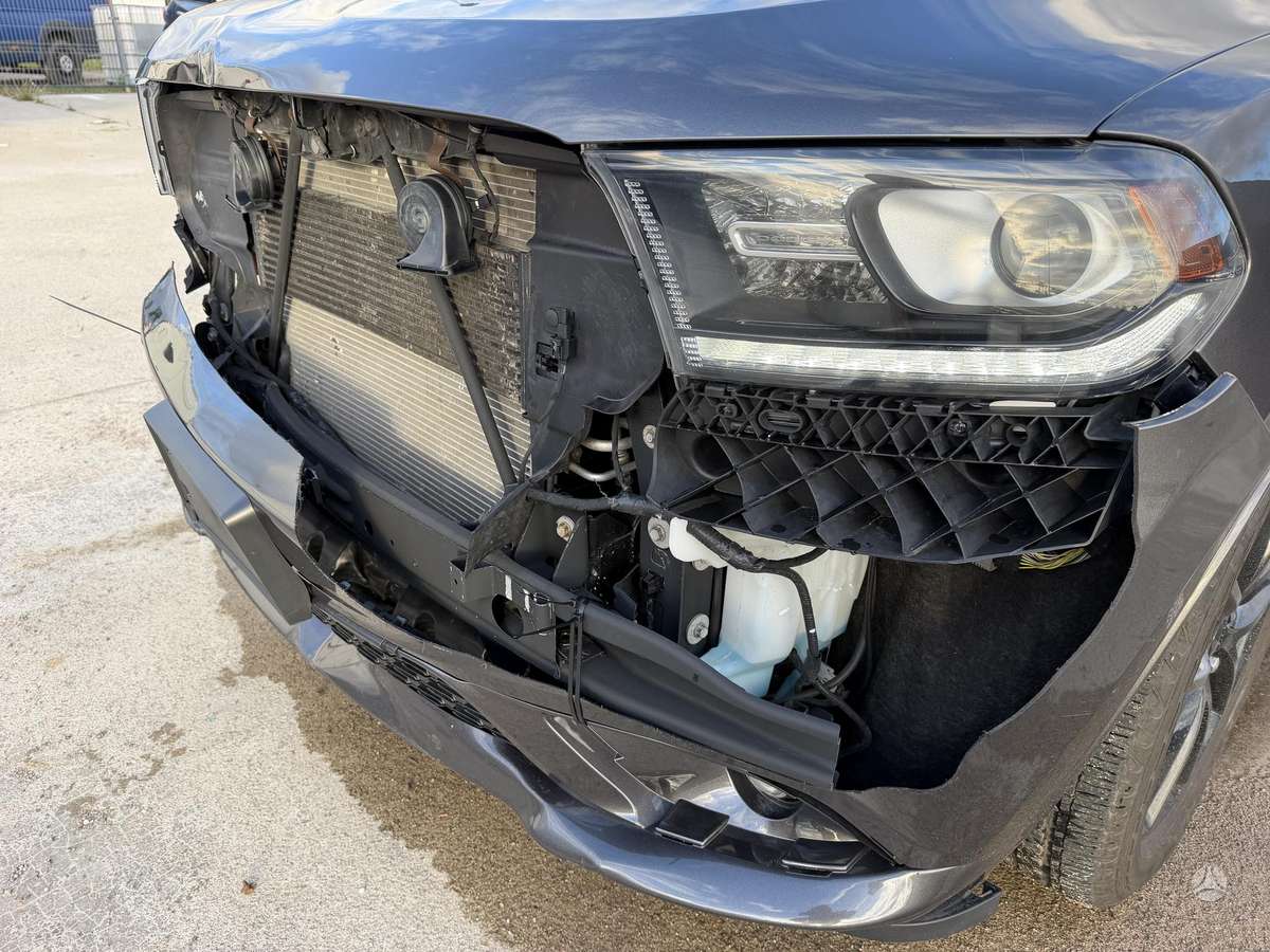 Dodge Durango, 5.7 l., off-road / crossover
