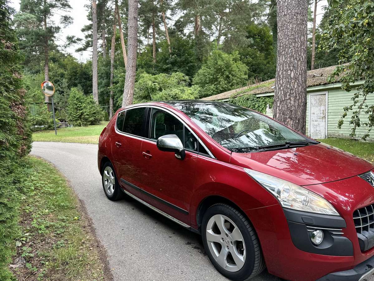 Peugeot 3008, 1.6 l., Минивэн