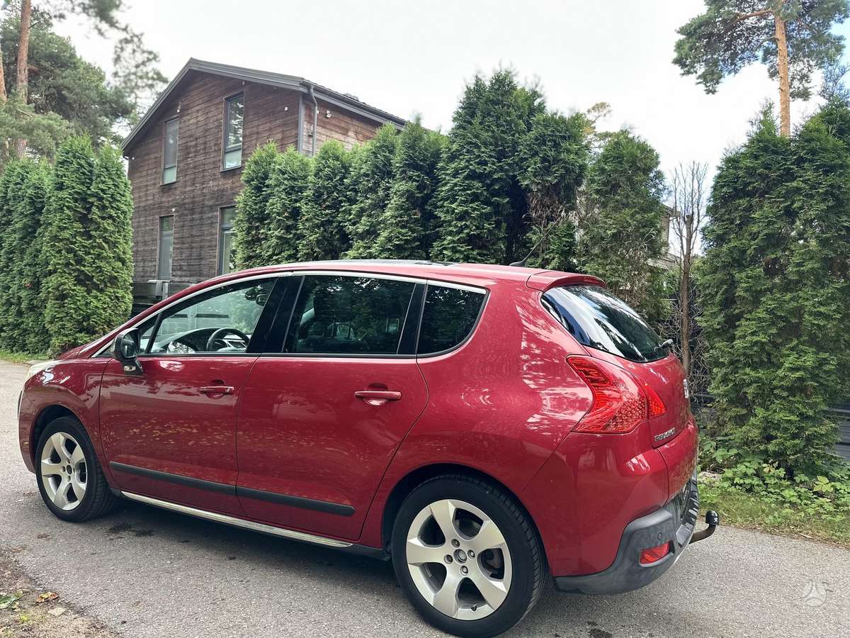 Peugeot 3008, 1.6 l., Минивэн