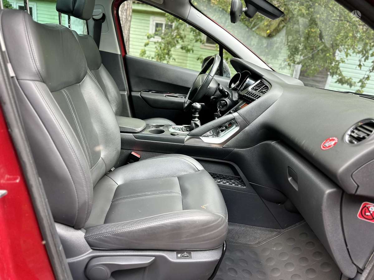 Peugeot 3008, 1.6 l., Минивэн