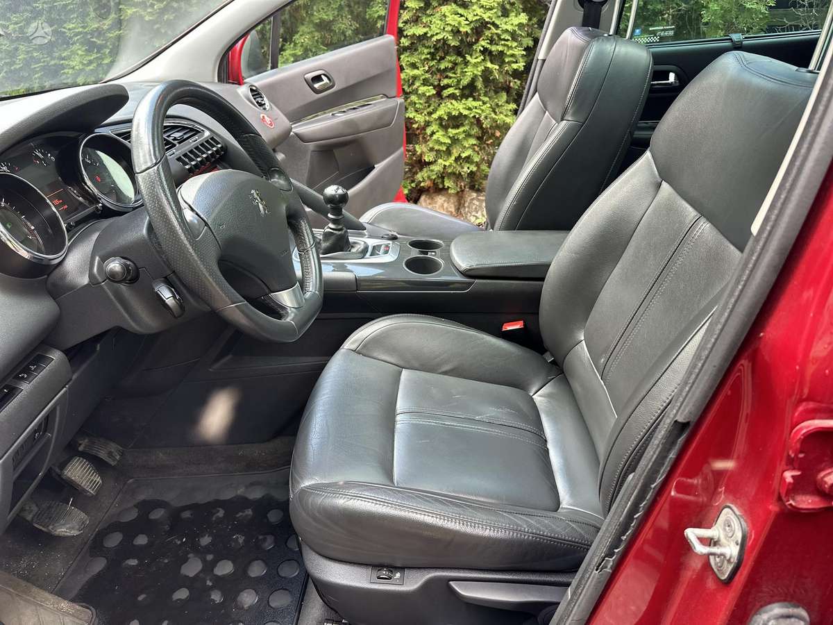 Peugeot 3008, 1.6 l., Минивэн