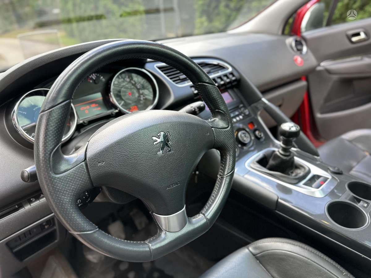 Peugeot 3008, 1.6 l., Минивэн