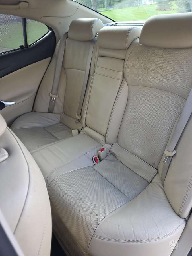 Lexus IS 250, 2.5 l., Седан
