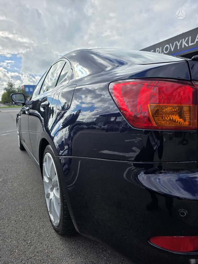 Lexus IS 250, 2.5 l., Седан
