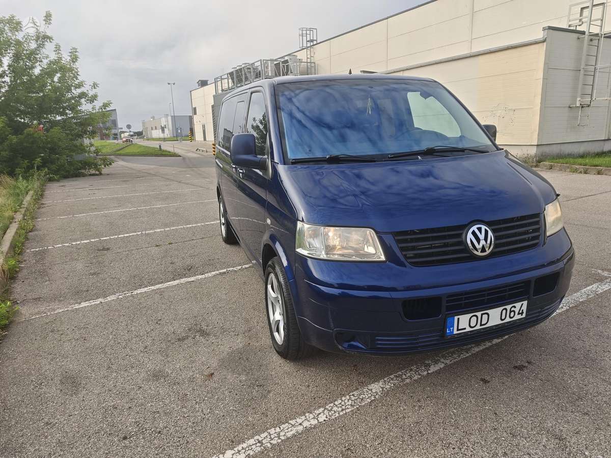 Volkswagen Transporter - 2