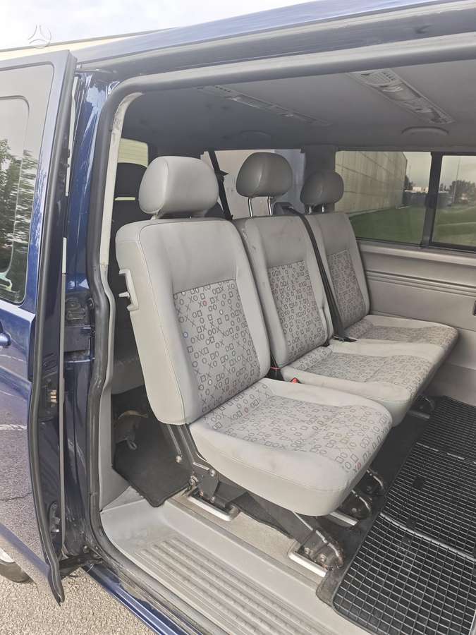 Volkswagen Transporter - 9