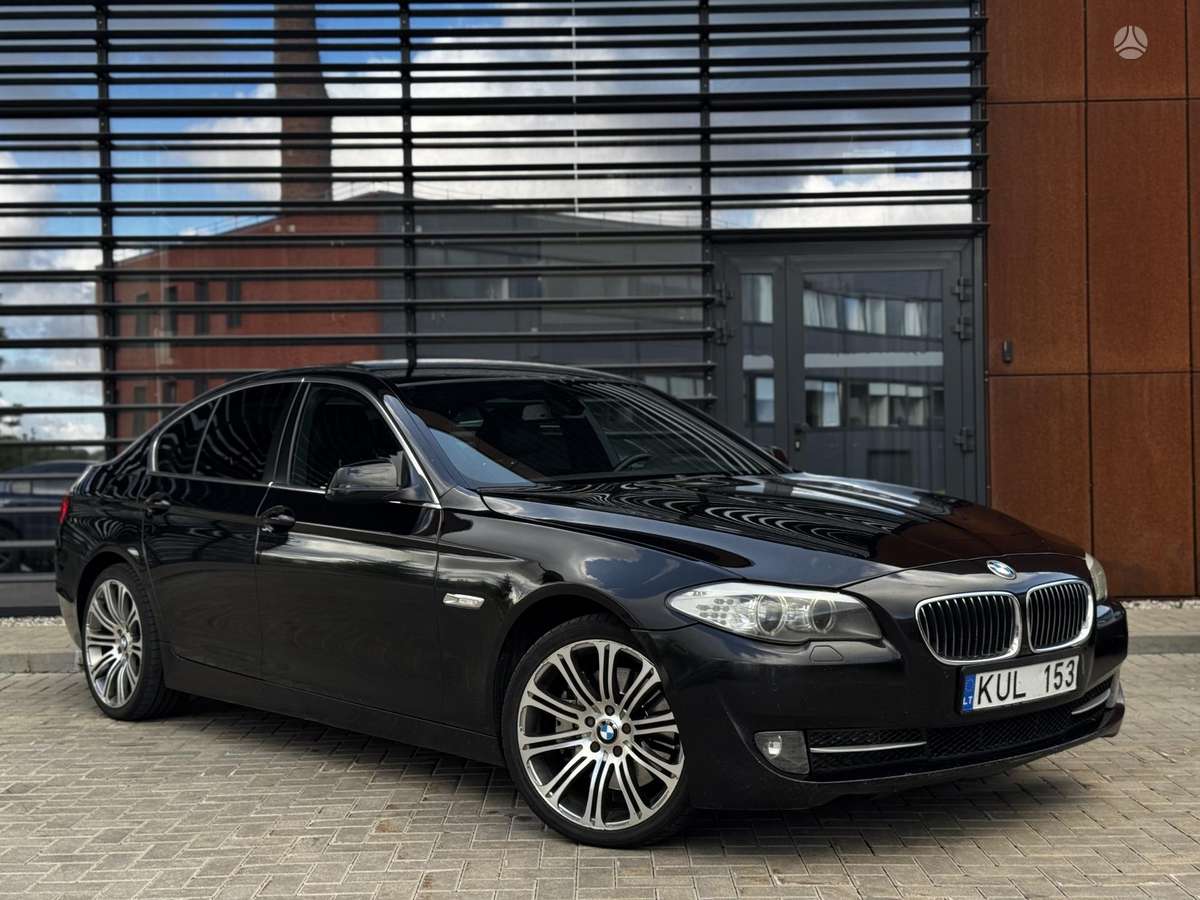 BMW 525, 3.0 l., Седан