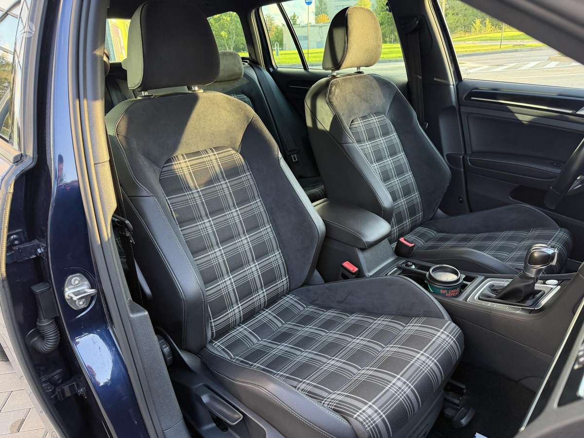Volkswagen Golf, 2.0 l., Универсал