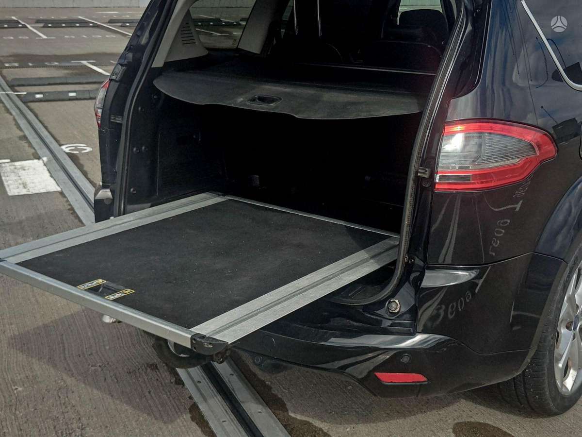 Ford S-MAX, 2.0 l., mpv / minivan