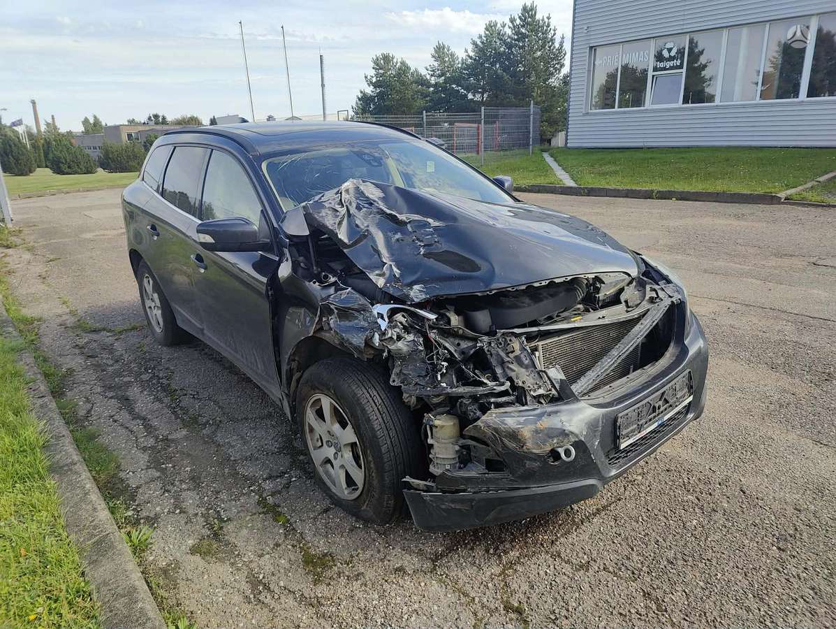 Volvo XC60 - 1