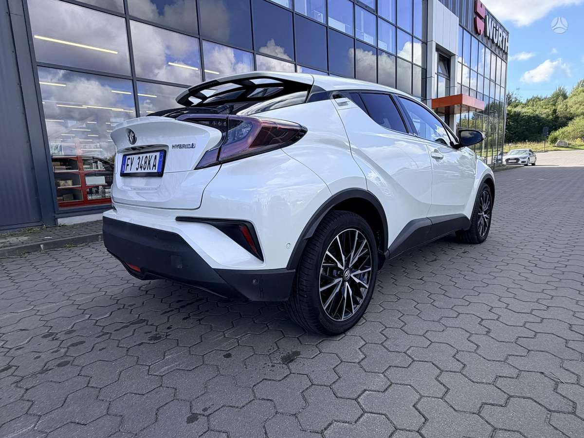 Toyota C-HR - 3