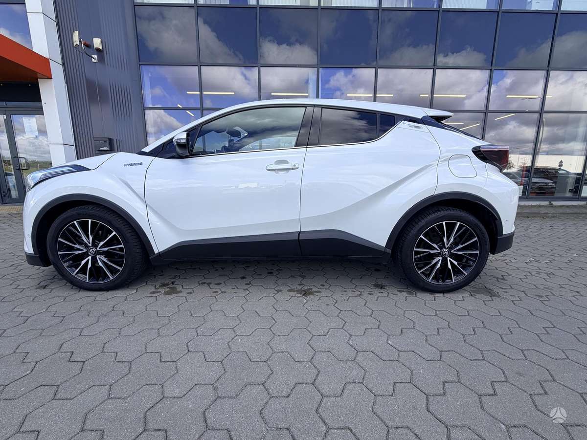 Toyota C-HR - 5