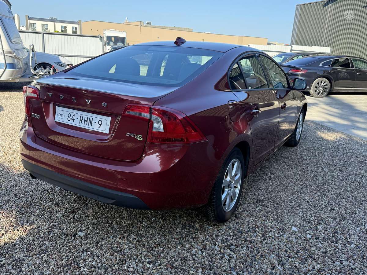 Volvo S60 - 4
