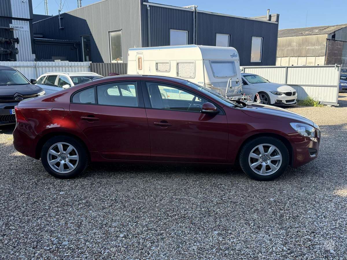 Volvo S60 - 5