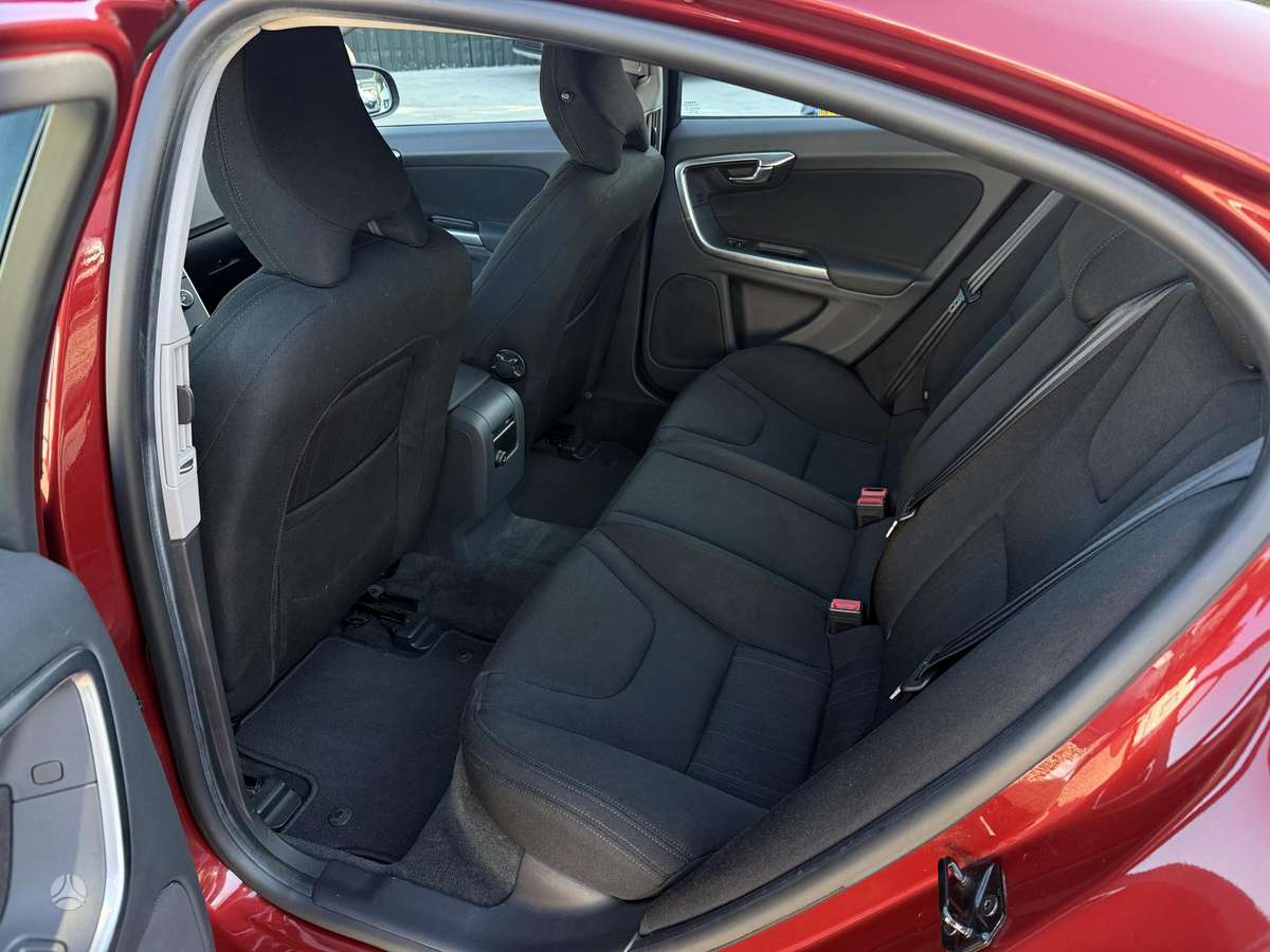 Volvo S60 - 11