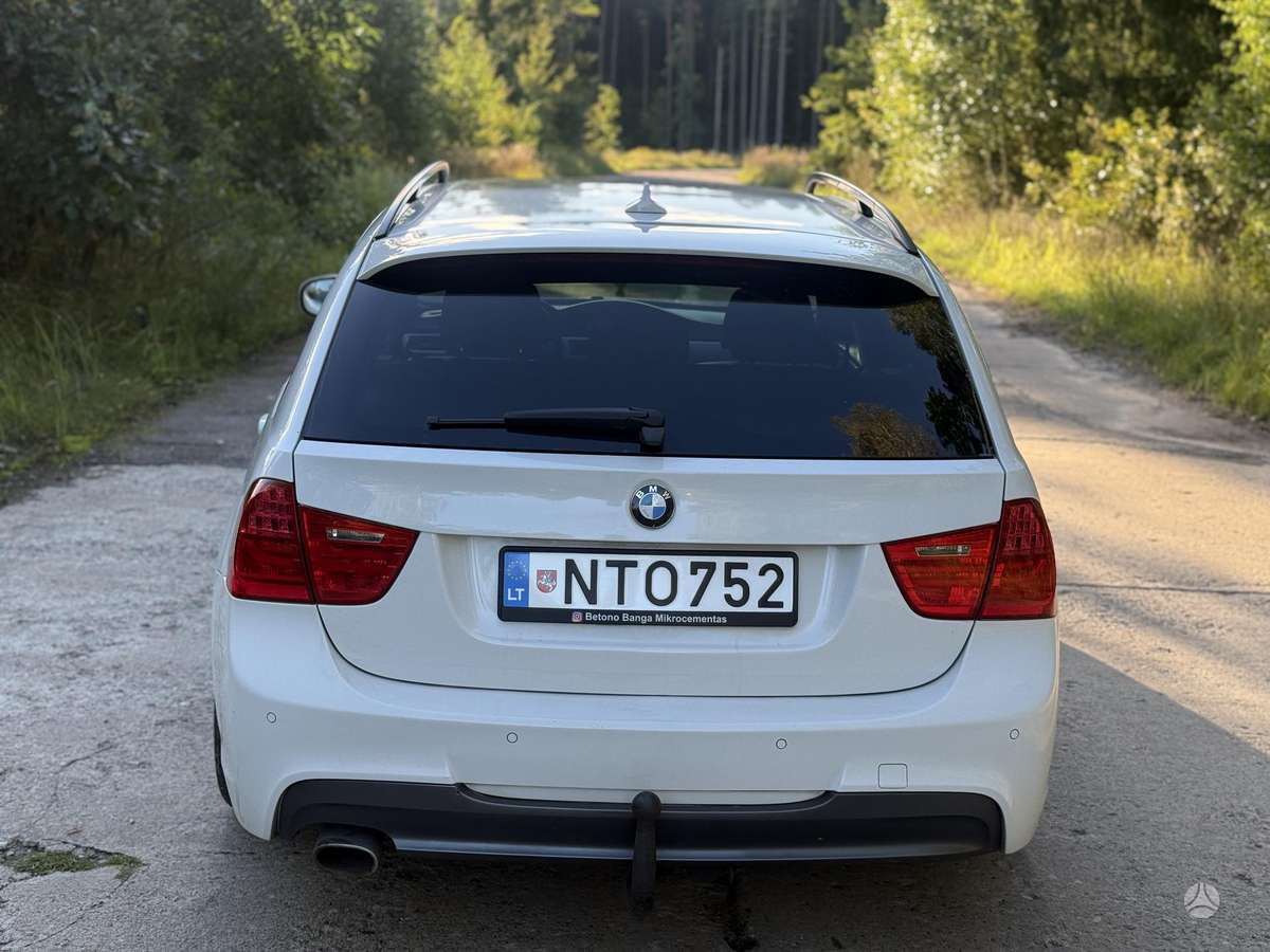 BMW 320, 2.0 l., wagon