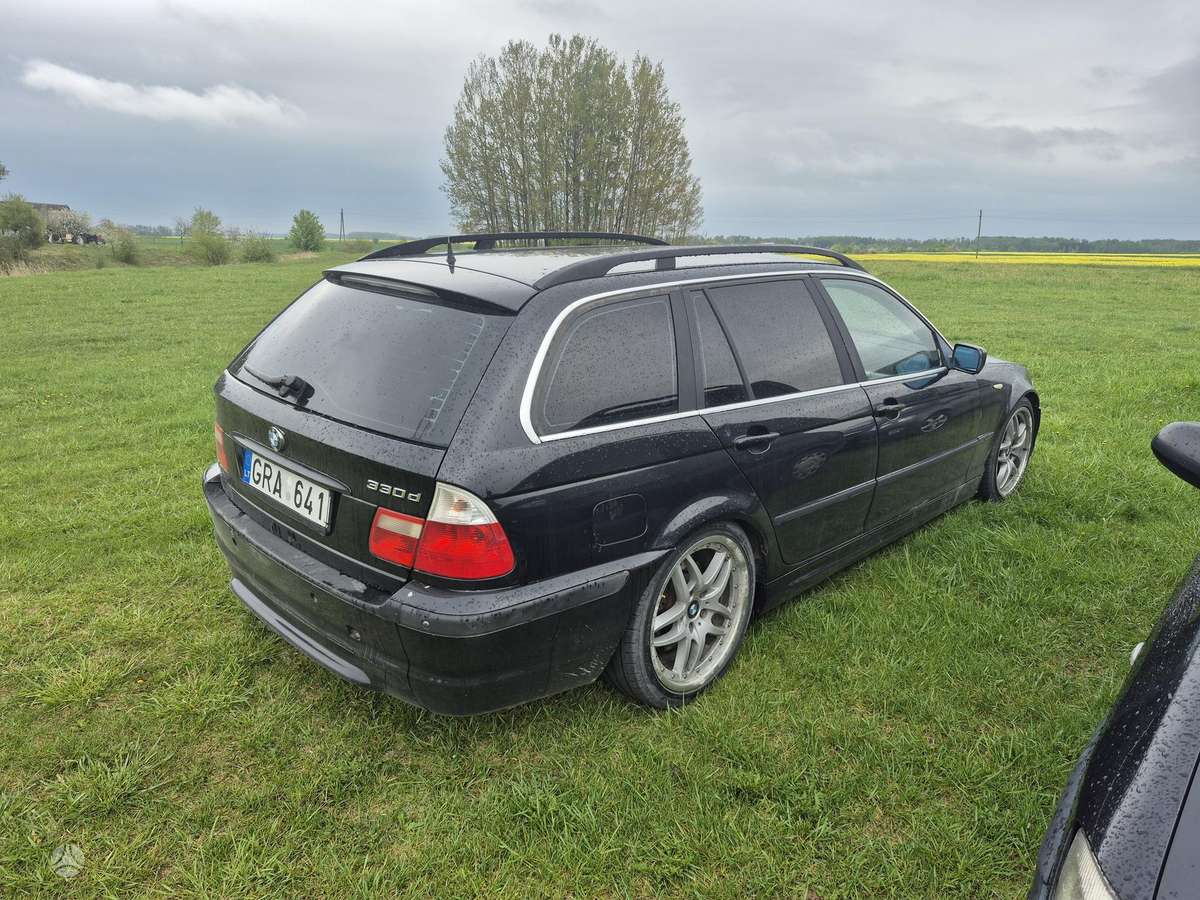 BMW 330, 3.0 l., Седан