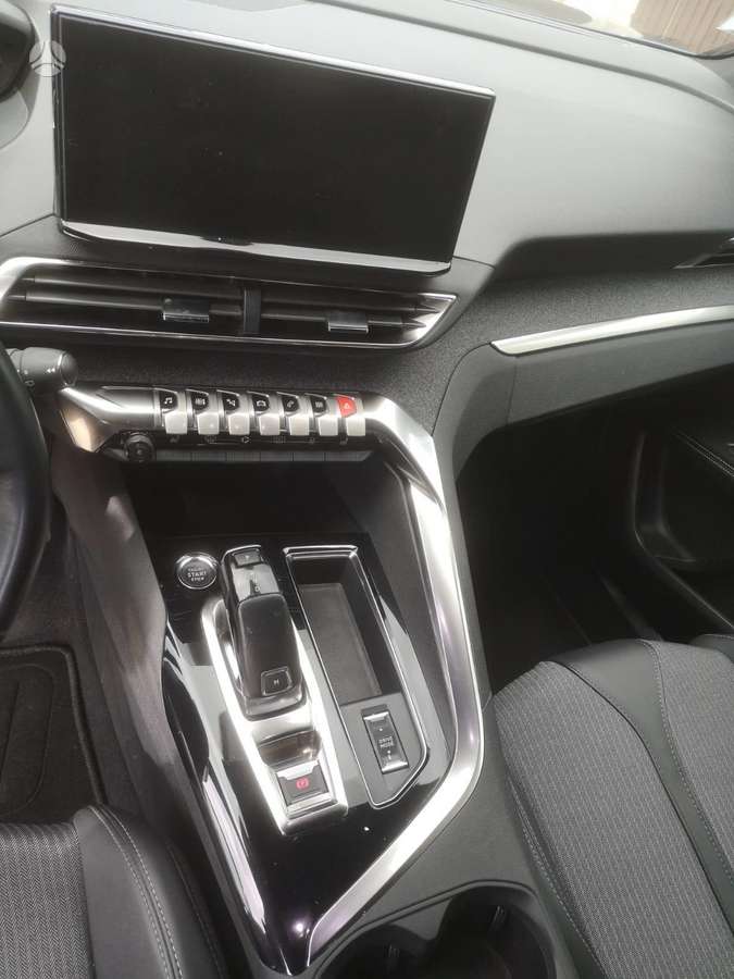 Peugeot 3008 - 11