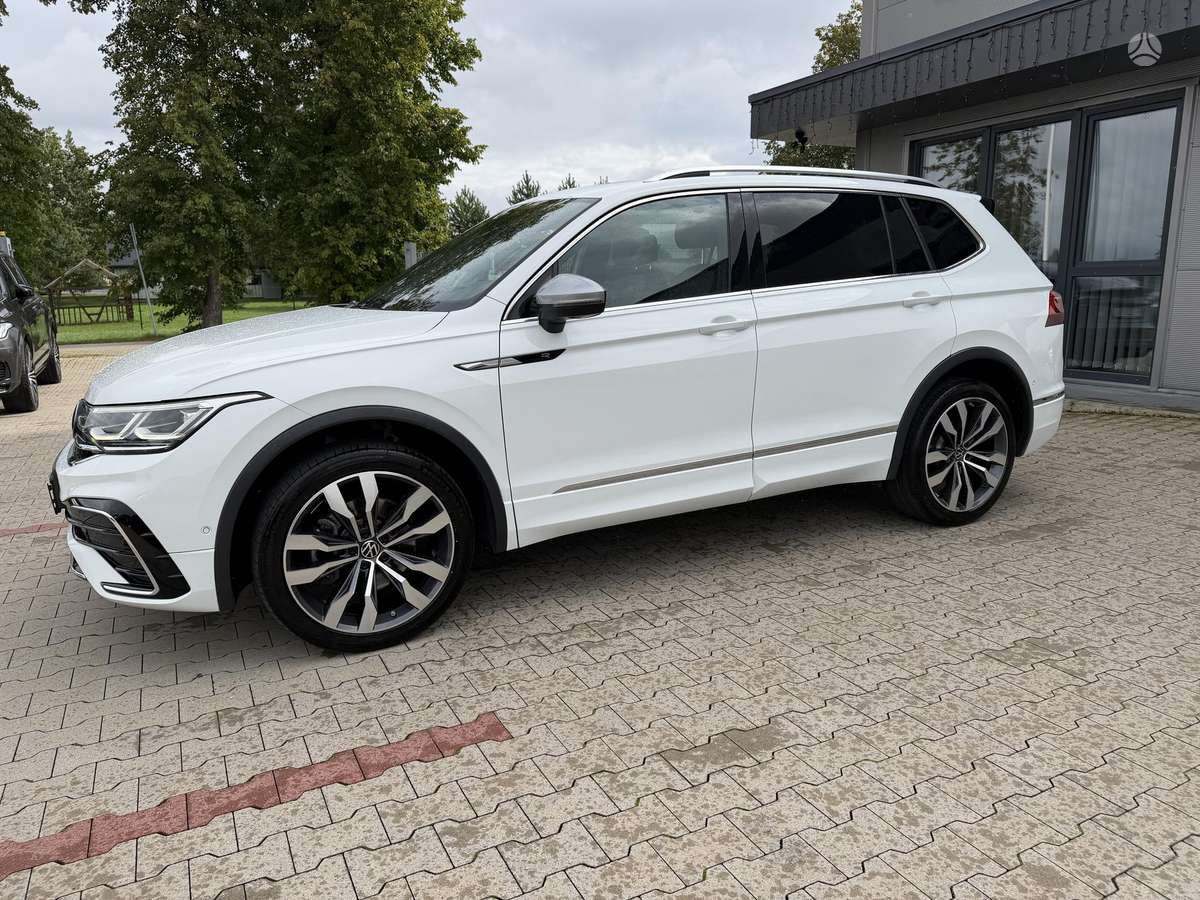 Volkswagen Tiguan Allspace - 3