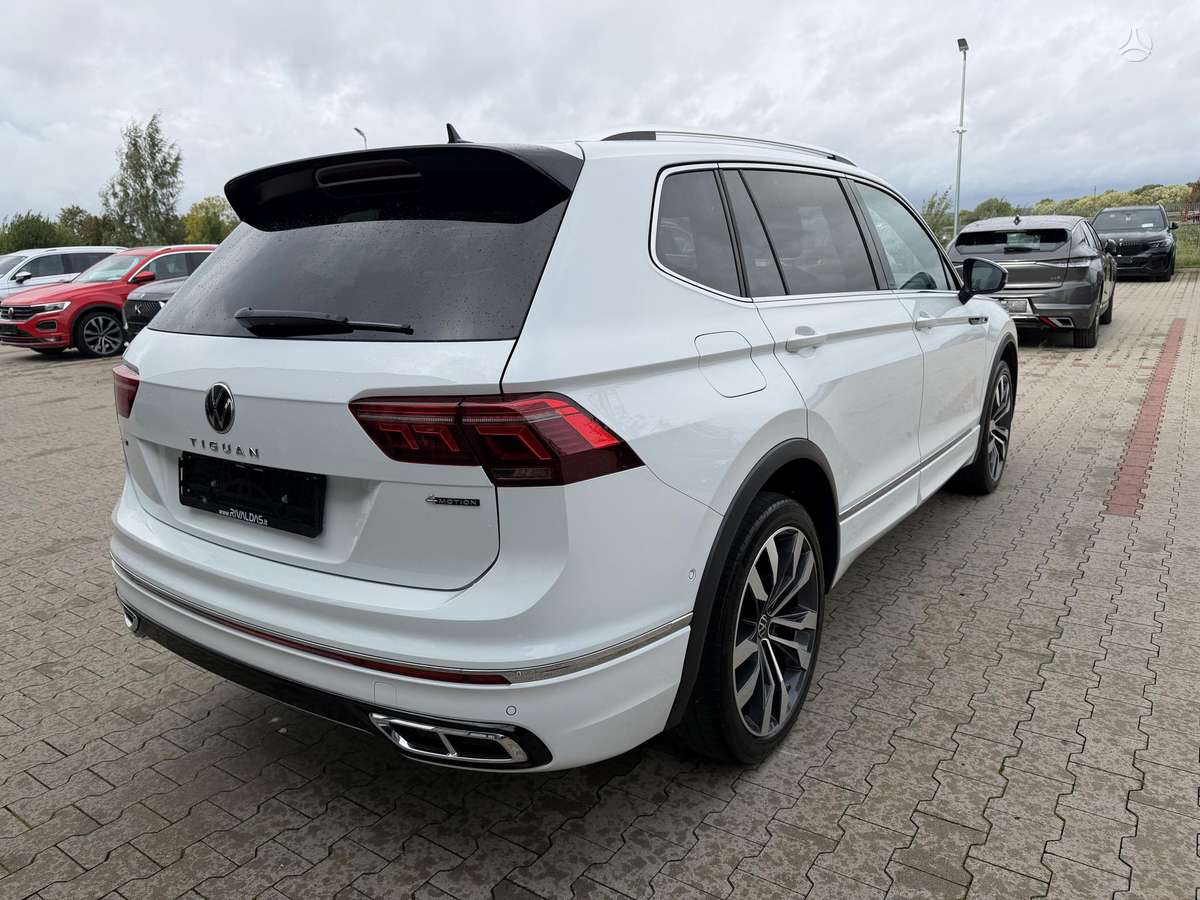 Volkswagen Tiguan Allspace - 8