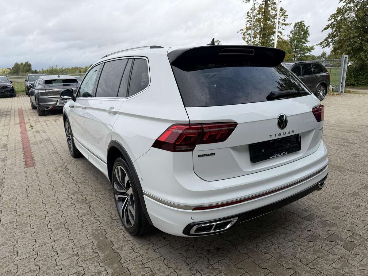 Volkswagen Tiguan Allspace - 10