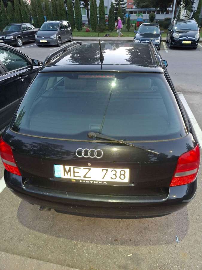 Audi A4, 1.8 l., Универсал